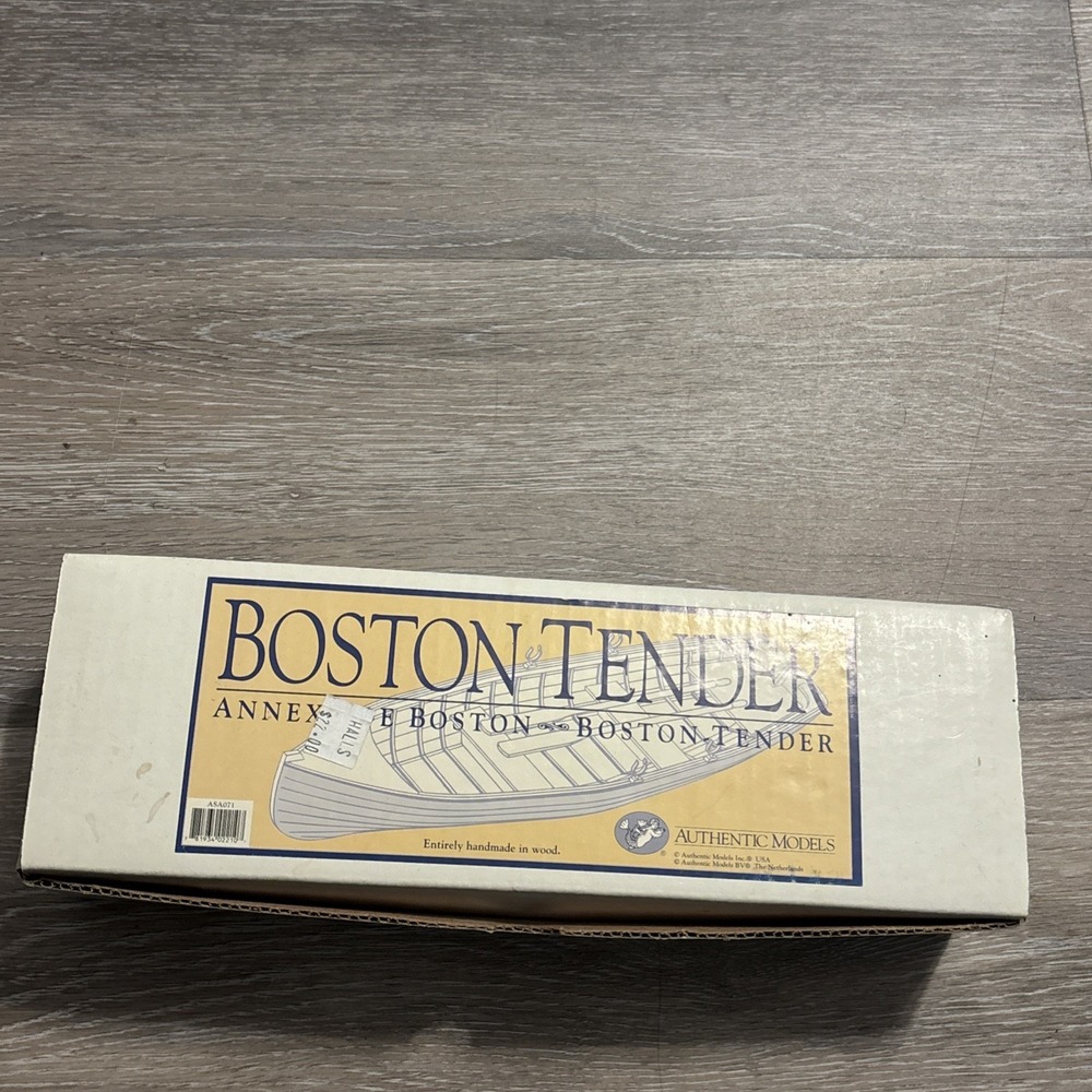Authentic Models Boston Tender ASA071 Wood Row Boat 11.5" Oars New Open Box